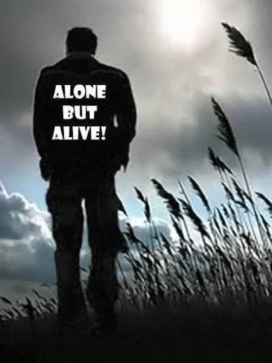 Alone Attitude Shayari के लिए WhatsApp DP हेतु अकेले खड़े आत्मविश्वासी भारतीय पुरुष